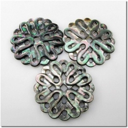 1 Mother of pearl carved pendant bead (N) 49 to 50mm
