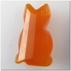 1 Carnelian faceted briolette cat fetish pendant gemstone bead (H) 20mm
