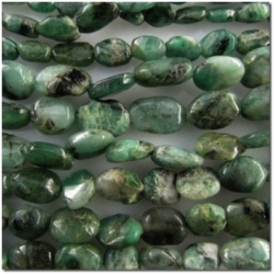 Emerald nugget gemstone beads (O) 5 to 7mm