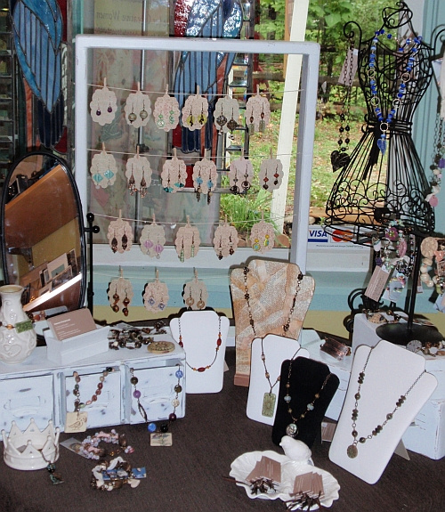 Jewelry display ideas for setting up for jewelry shows